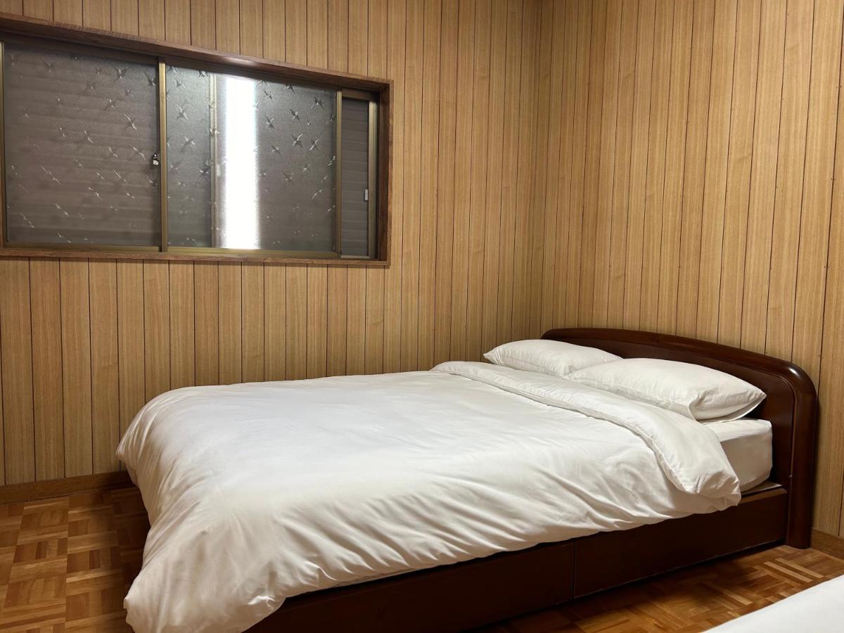 Kix House Waraku III 和楽三号館 Hotel Izumisano Eksteriør billede