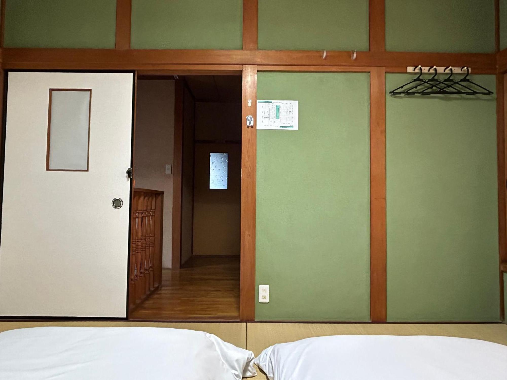 Kix House Waraku III 和楽三号館 Hotel Izumisano Eksteriør billede